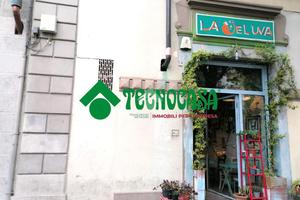 NEGOZIO A FIRENZE