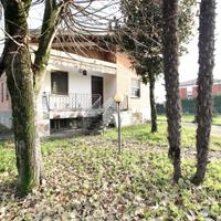 CASA INDIPENDENTE A MONTECHIARUGOLO