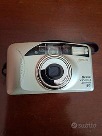 Macchina fotografica Yashica Zoomate 80