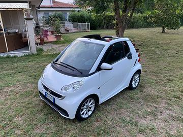 Smart ForTwo 1.0 benz. Cabriolet All. Pulse