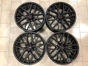Cerchi in lega Momo RFX-01 9X22 5X108 ET40