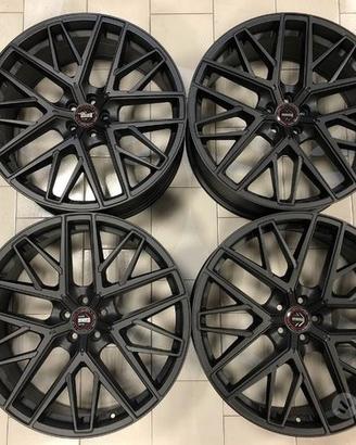 Cerchi in lega Momo RFX-01 9X22 5X108 ET40