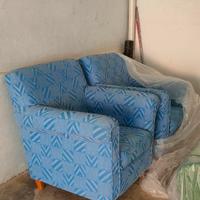 Divano tessuto nuovo