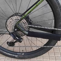 MTB front  telaio in carbonio
