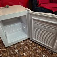 Freezer (vend0 o scambi0)