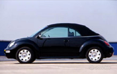 New beetle cabrio nero