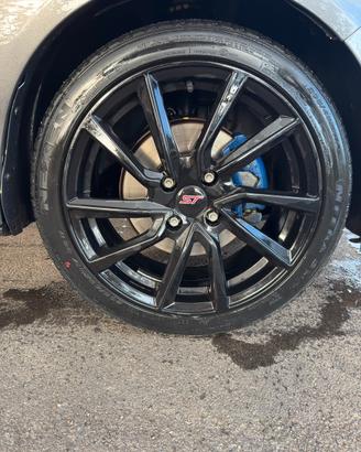Cerchi 17" 4x100 AVUS Black + Gomme Nexen + TPMS