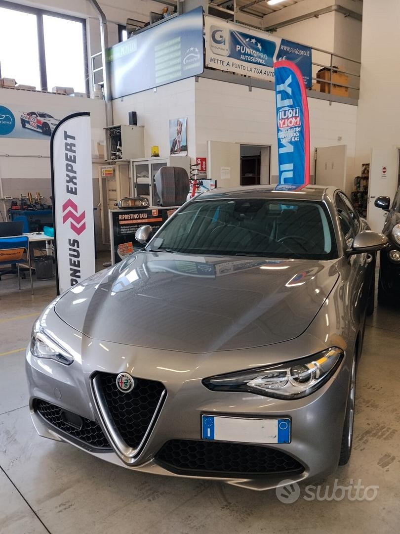 Alfa Romeo Giulia (2016)