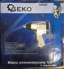 Chiave pneumatica a impulsi GEKO 1/2" con bussole 