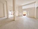 negozio-grumo-nevano-flf56acg-