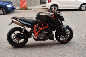 KTM SuperDuke 990 R