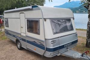 posto garage per roulotte o camper