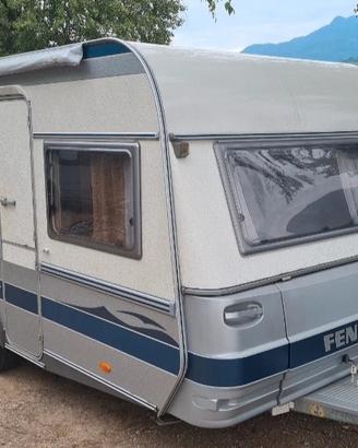 posto garage per roulotte o camper