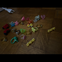 Anelli e mollettone per bambine