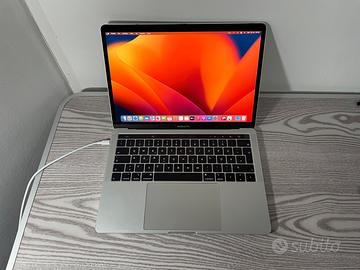 MacBook Pro 2019 13” i5 256GB SSD Apple Garanzia