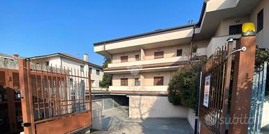 BOX A VITTUONE