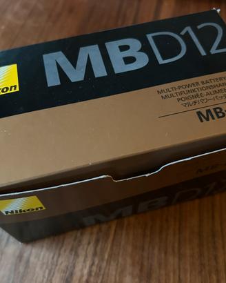 Nikon MB-D12 Multi-Power Battery Pack