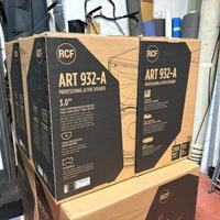 COPPIA DI CASSE ATTIVE RCF ART 932-A; NUOVE