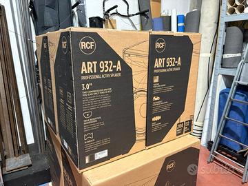 COPPIA DI CASSE ATTIVE RCF ART 932-A; NUOVE