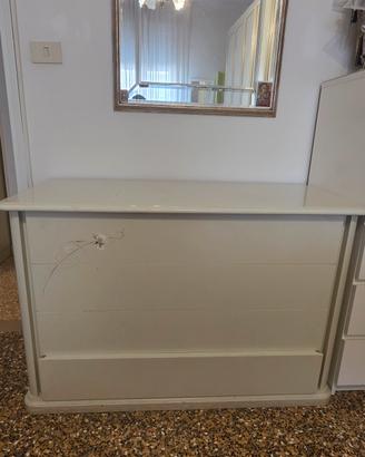 Cassettiera in legno vintage