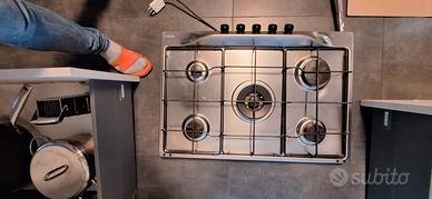 Piano cottura 5 fuochi Franke 