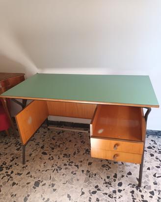 cattedra scolastica vintage 