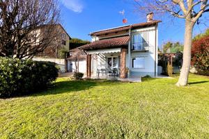 VILLA SINGOLA A ALBUGNANO