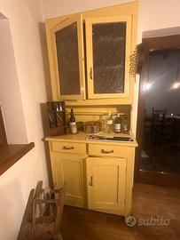 Credenza