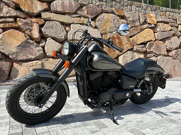 Honda Shadow 750 Black Spirit