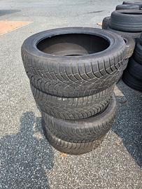   4 GOMME INVERNALI  TOYO 235/45 R 19  99V 2024