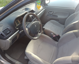 Renault Clio 1.4 16v