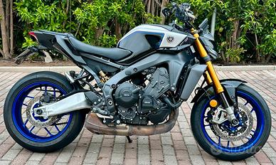 YAMAHA MT-09 SP ‘24 + 2 treni di gomme al 60%