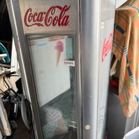 Frigo vetrina coca cola 200cmx45cm