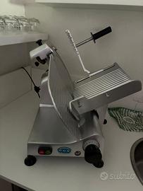 AFFETTATRICE VERTICALE DIAMETRO 300 mm