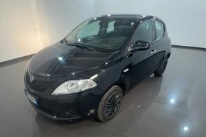 Lancia Ypsilon 1.0 FireFly 5 porte S&S Hybrid Silv