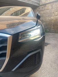 Faro audi Q2