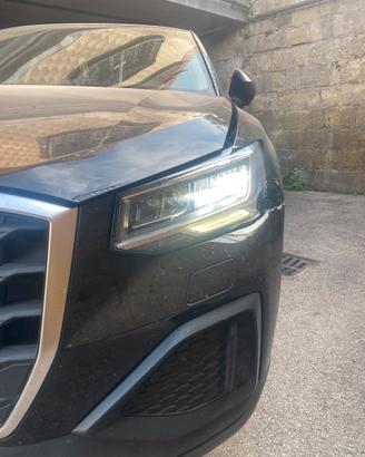 Faro audi Q2