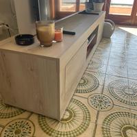 consolle per televisore in perfette condizioni