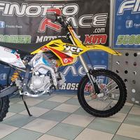 YCF 125 MOTOCROSS