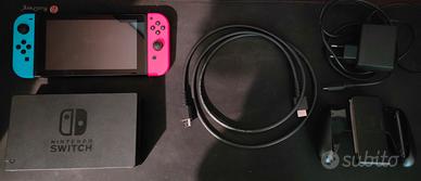 Nintendo Switch V1 2017 (Leggere la descrizione)