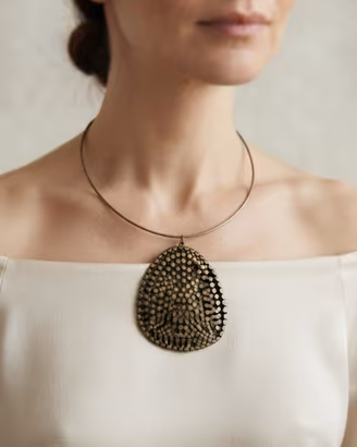 Bronze statment teardrop pendant collar necklace