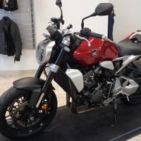 Honda CB 1000 R - 2021 - PROMO -