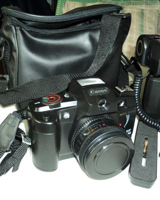 Macchina fotografica Canon Kit3006