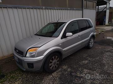 FORD FUSION TITANIUM 2010