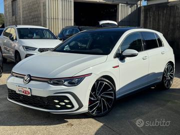Volkswagen Golf GTI 2.0 TSI DSG