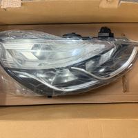 Faro anteriore sx reanault clio IV