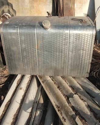 serbatoio gasolio camion usato 500lt