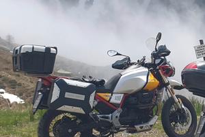 Moto guzzi v85TT Evocative Graphics