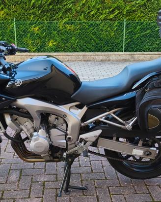 Yamaha Fazer 600