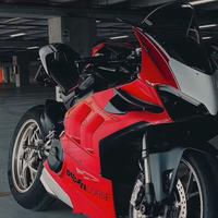 Ducati panigale v4